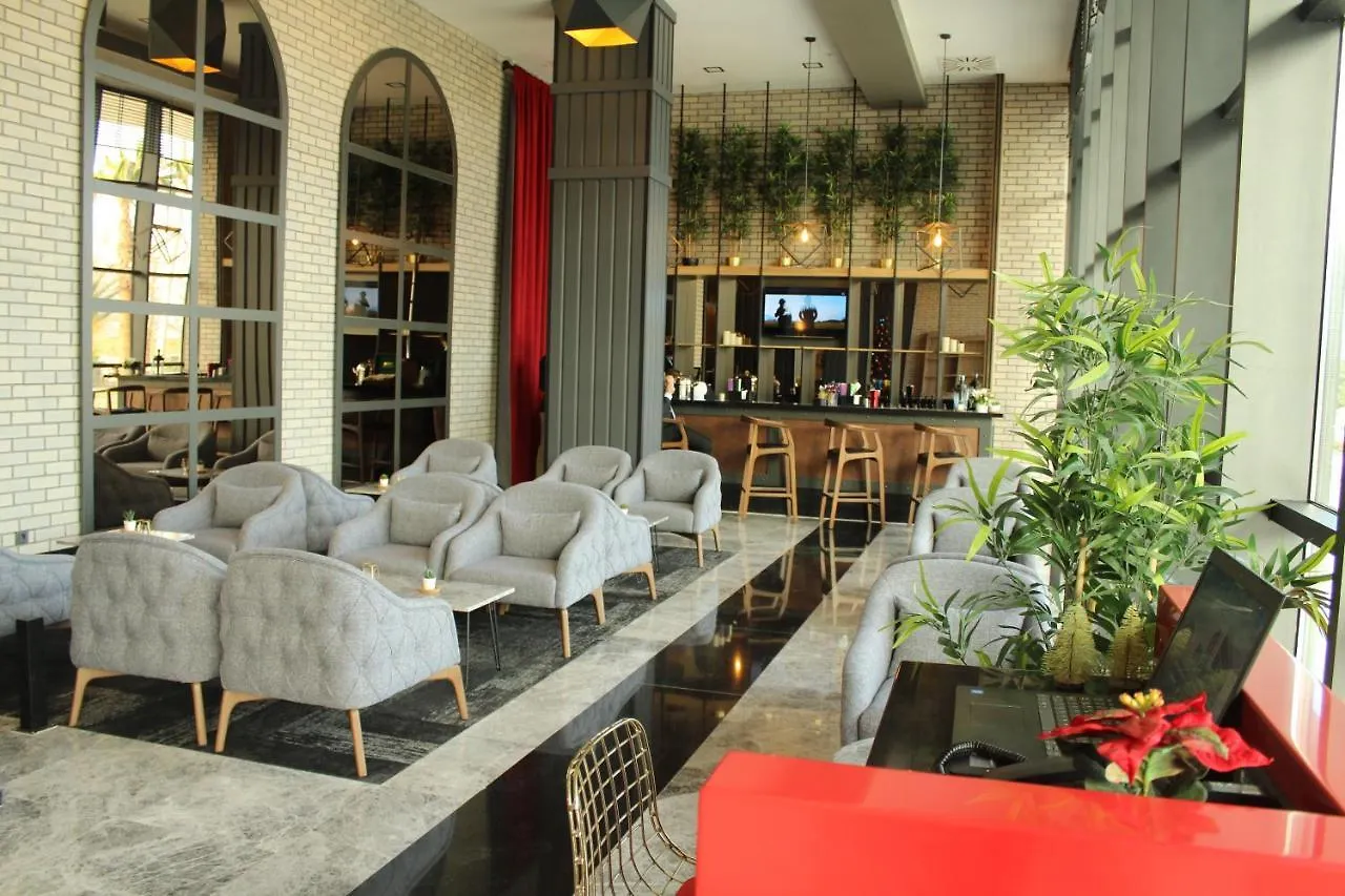 Hotel Ramada By Wyndham Tire
