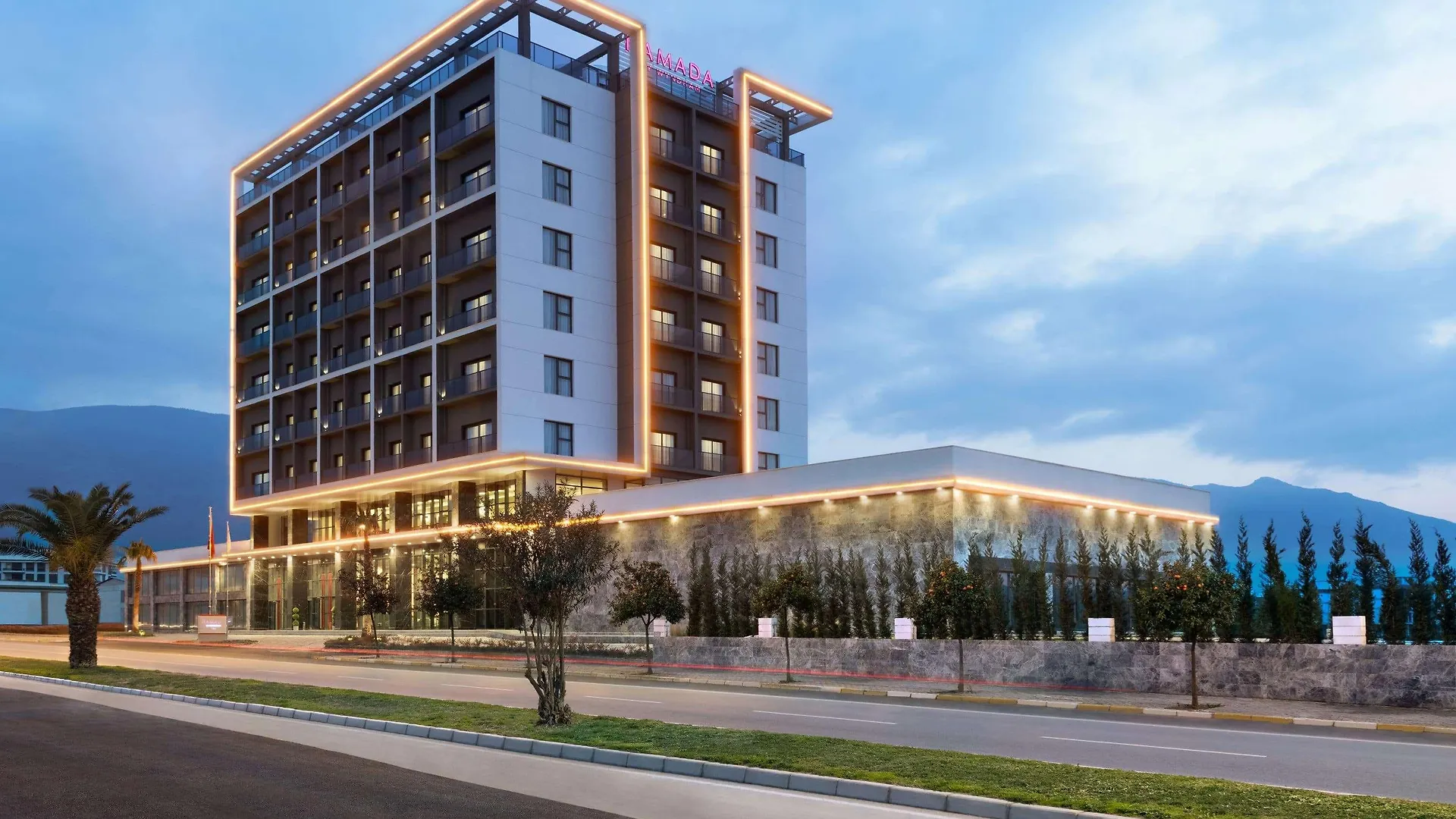 Ramada By Wyndham Tire Hotel