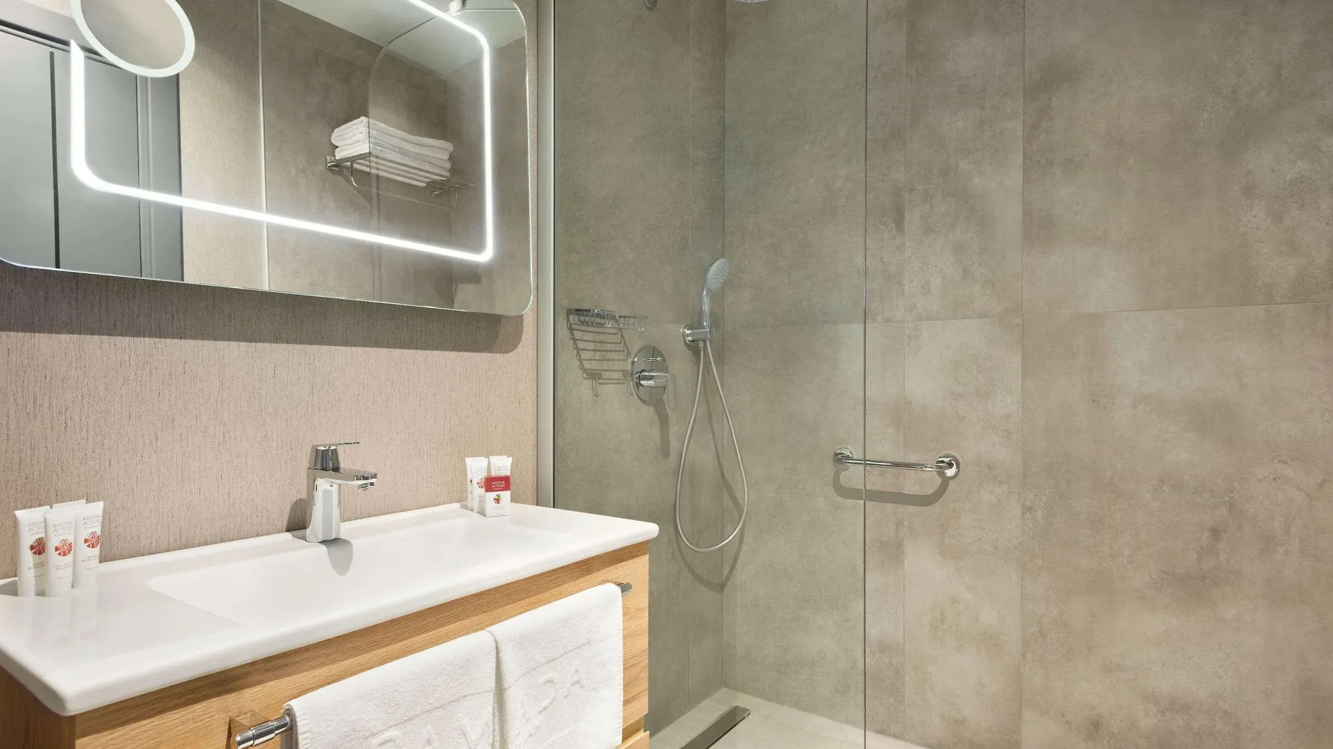 *****  Ramada By Wyndham Tire Hotel Turkey