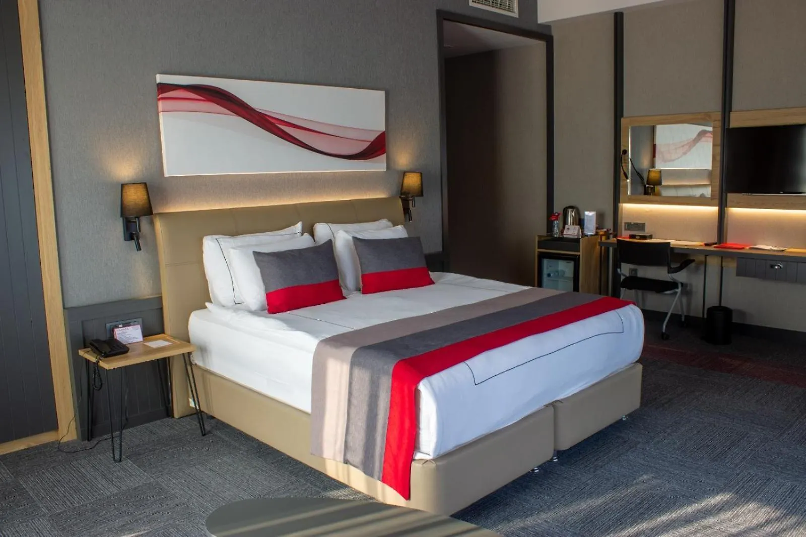 Ramada By Wyndham Tire Hotel